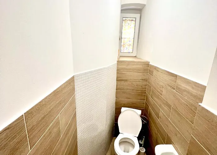 דירה Holeckova125 *