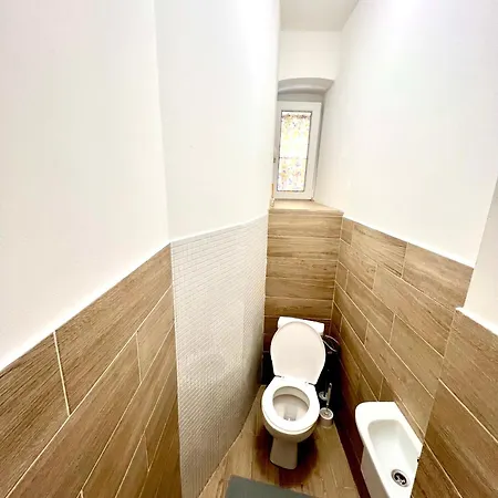 Apartamento Holeckova125 *